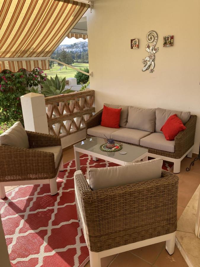 Beautiful Apt With Golf & Lake Views Mijas Golf Fuengirola Esterno foto